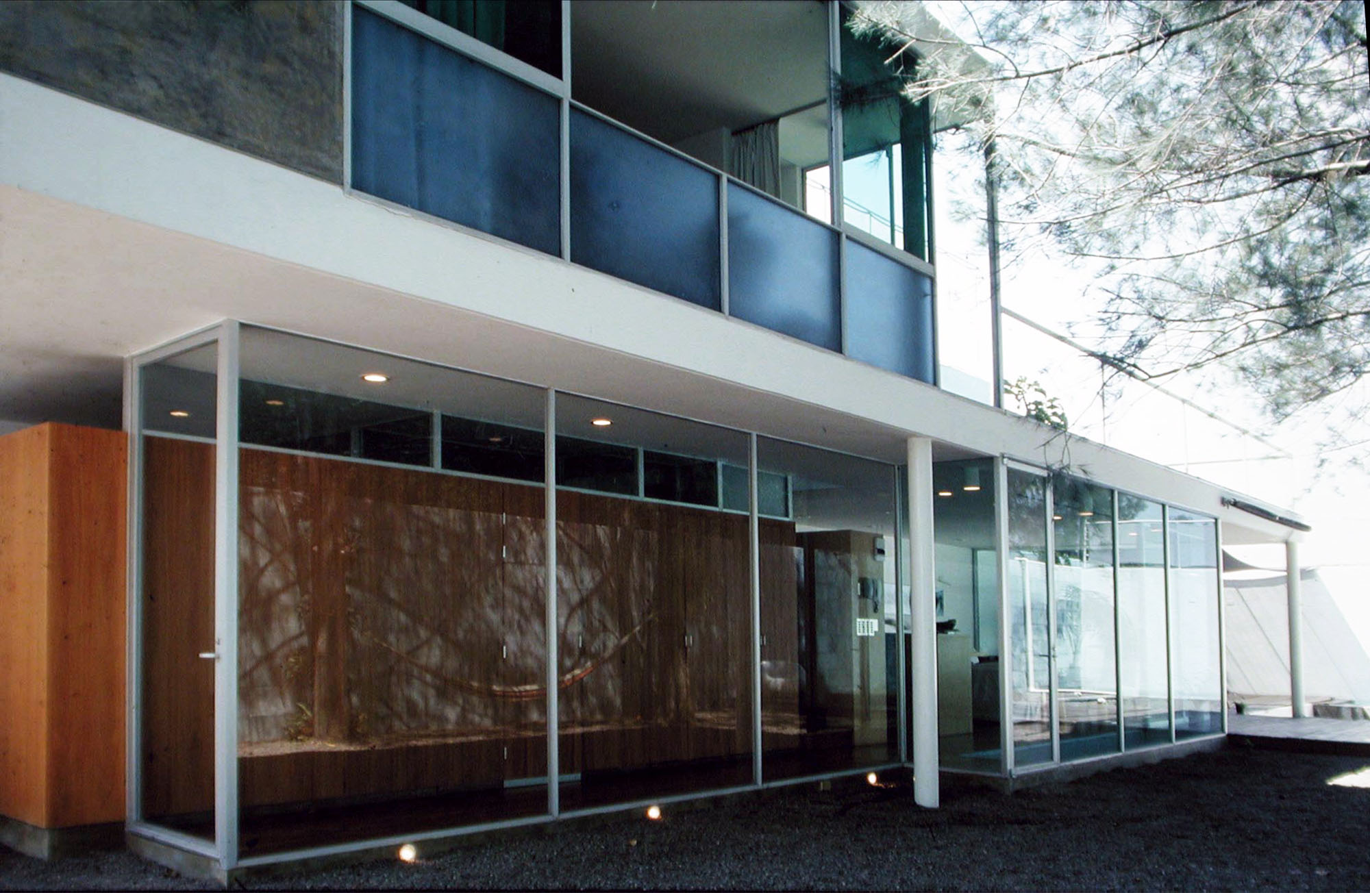 Casa para Uno, 1998 -1999 : Francisco Ugarte