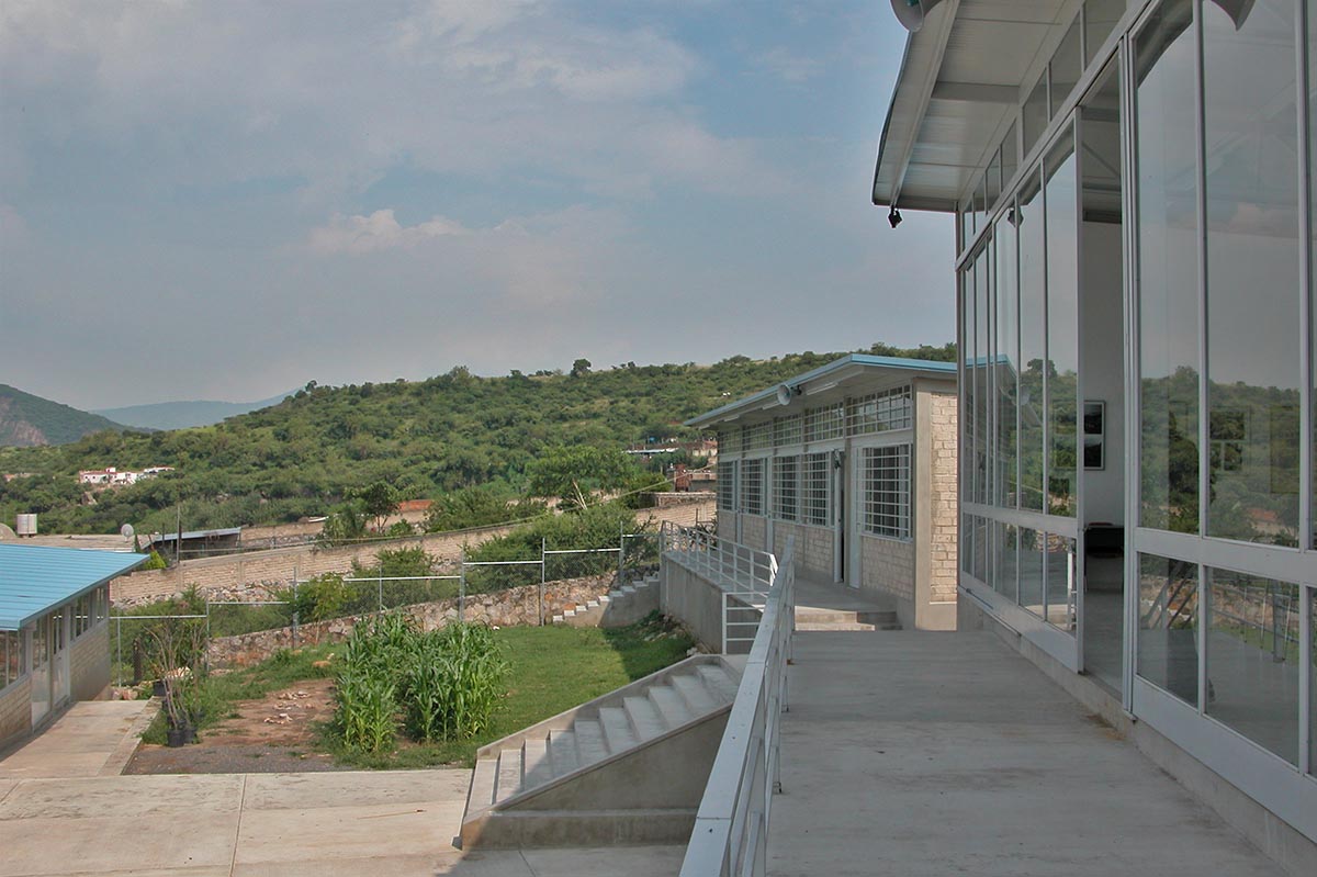 Centro Educativo La Barranca, 2001 - 2002 : Francisco Ugarte