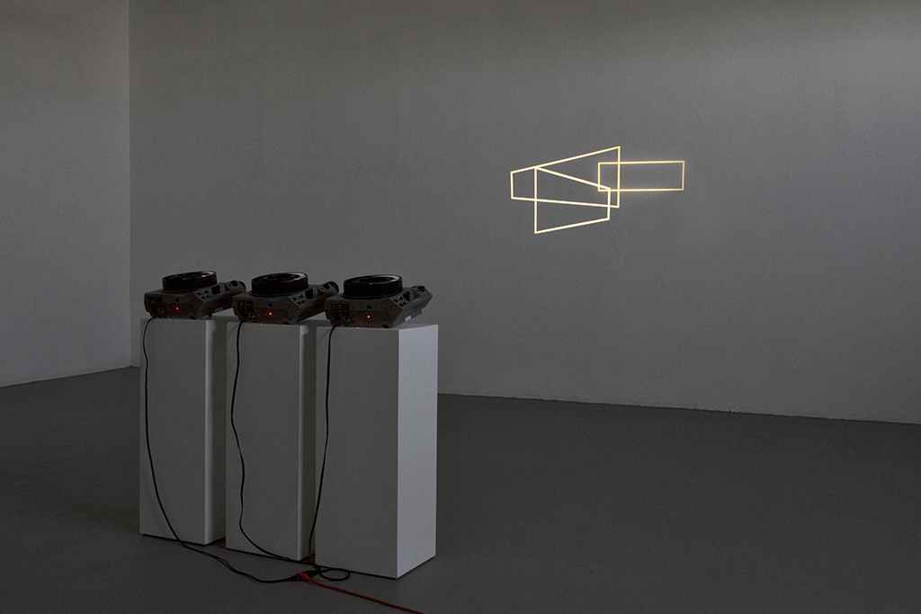 Sin título (Tres proyectores 2), 2010 : Francisco Ugarte