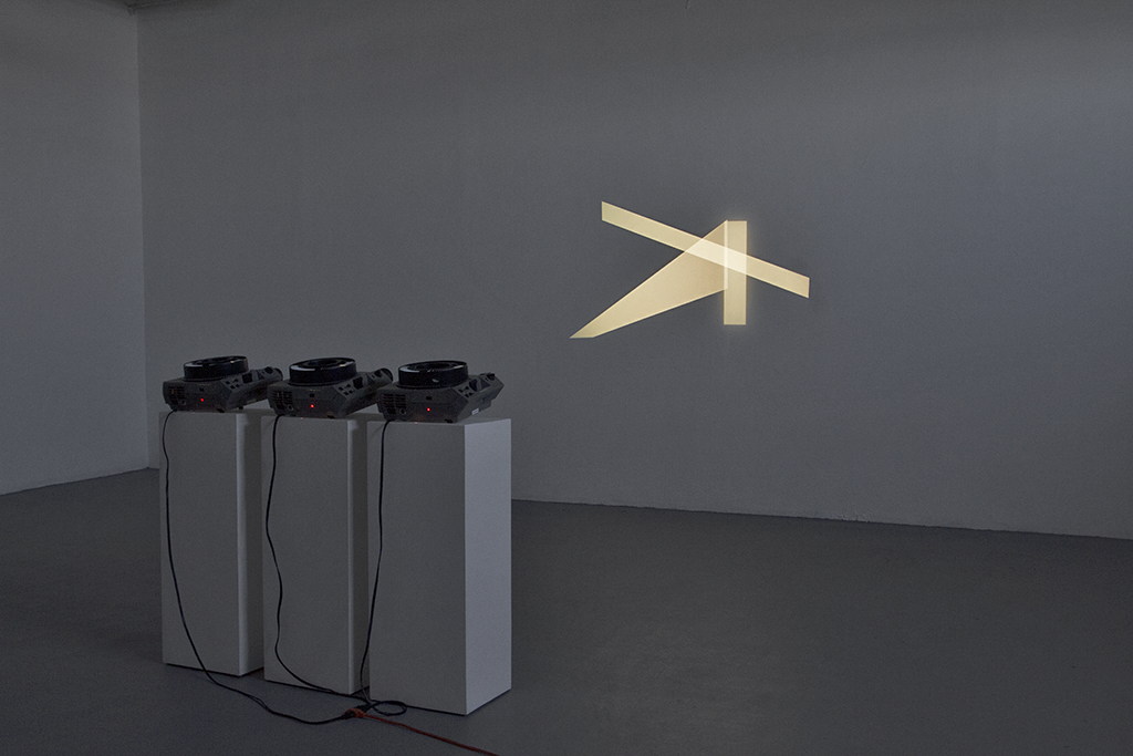 Sin título (Tres proyectores), 2010 : Francisco Ugarte