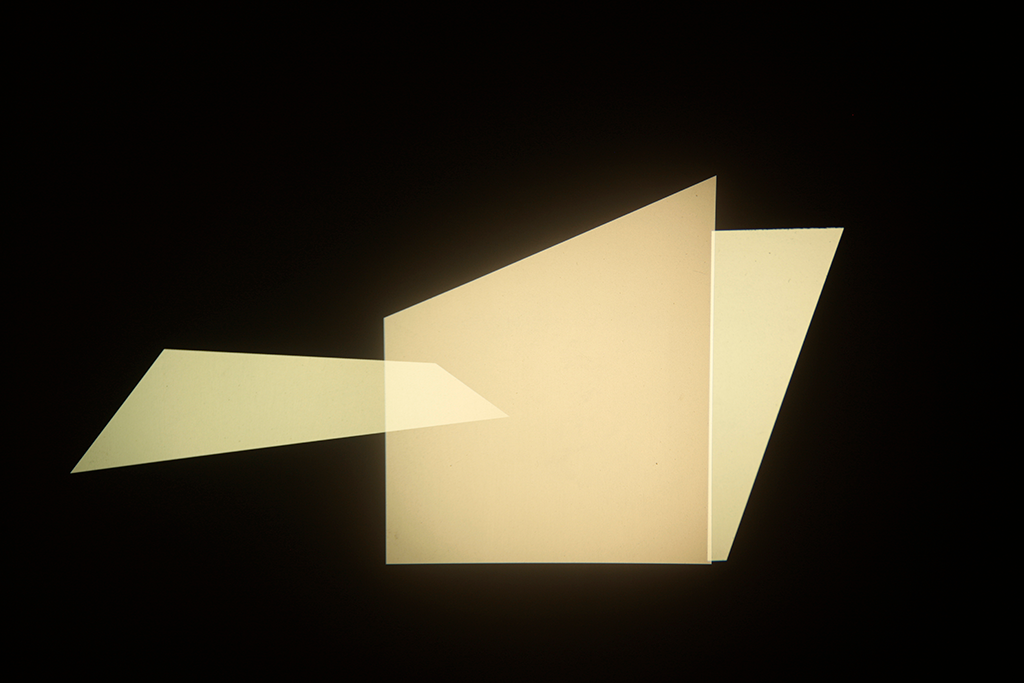 Sin título (tres proyectores, fotografías), 2013 : Francisco Ugarte