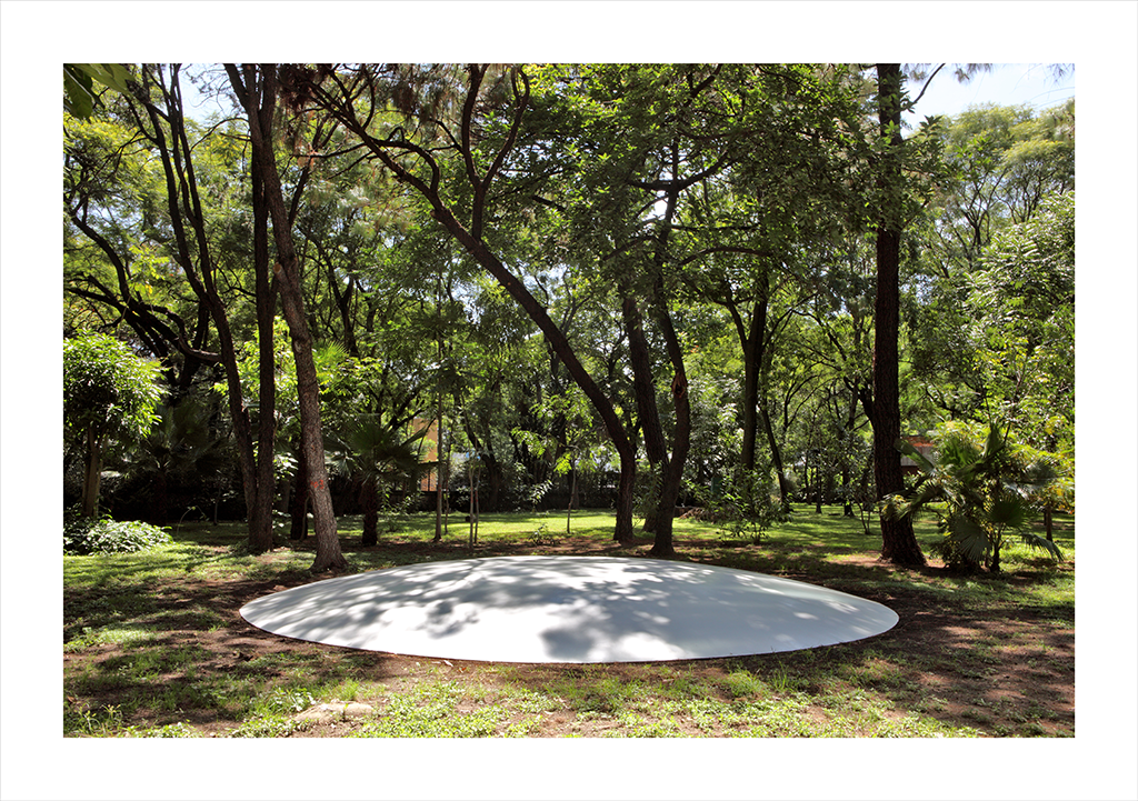 Sin título (Proyector de sombras), fotografía, 2009 : Francisco Ugarte