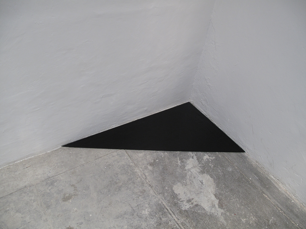 Sin título (Triángulo negro), 2009 : Francisco Ugarte