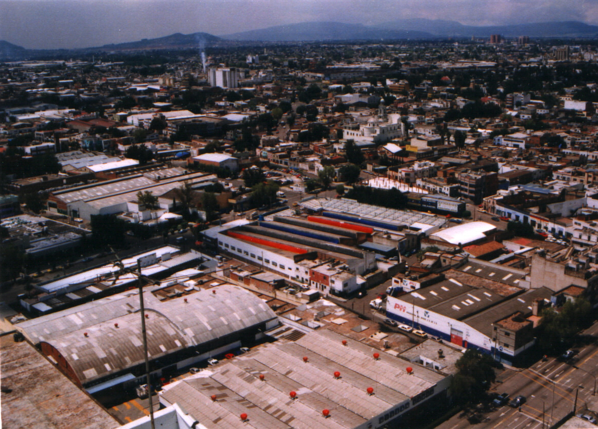 Líneas de luz, 1998 : Francisco Ugarte